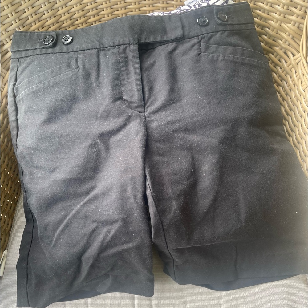 Ann Taylor Black Women's Bermudas shorts size 6